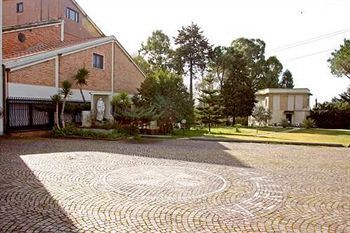 Hotel Casa Per Ferie Eremo Santa Rosa Da Lima Roma Exterior foto